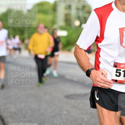 06.09.2026 - CURREX Alsterlauf Dr. Thomas Lammeyer http://msf.ph/oto/10133688 06.09.2026 09:58:41 Laufen 5109 meine-sportfotos.de