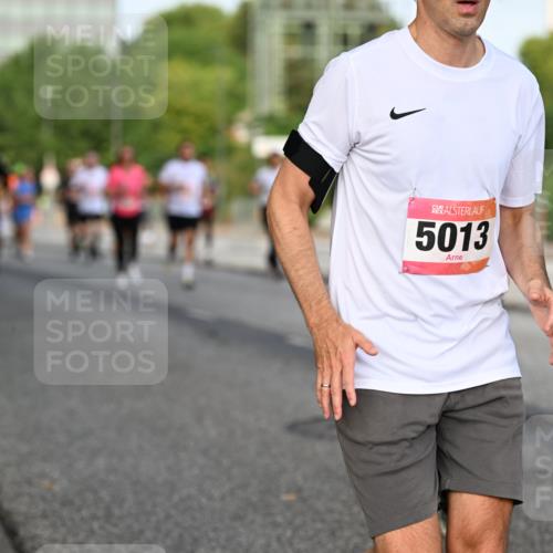 06.09.2026 - CURREX Alsterlauf Dr. Thomas Lammeyer http://msf.ph/oto/10133718 06.09.2026 09:58:44 Laufen 5013 meine-sportfotos.de