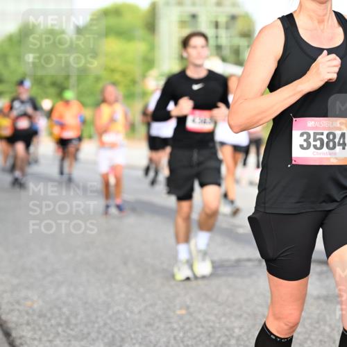 06.09.2026 - CURREX Alsterlauf Dr. Thomas Lammeyer http://msf.ph/oto/10133773 06.09.2026 09:58:50 Laufen 3584 meine-sportfotos.de
