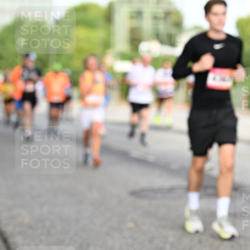 06.09.2026 - CURREX Alsterlauf Dr. Thomas Lammeyer http://msf.ph/oto/10133781 06.09.2026 09:58:51 Laufen  meine-sportfotos.de