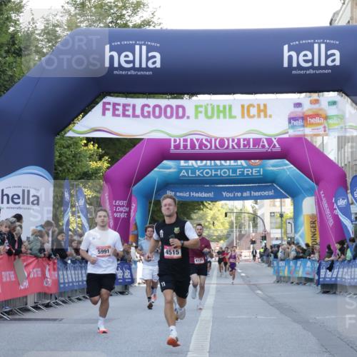 06.09.2026 - CURREX Alsterlauf Yannick Fuchs http://msf.ph/oto/10133806 06.09.2026 09:41:33 Ziel 4515, 4705, 5511, 5676, 5808, 6122, 6132 meine-sportfotos.de