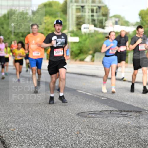 06.09.2026 - CURREX Alsterlauf Dr. Thomas Lammeyer http://msf.ph/oto/10133807 06.09.2026 09:58:53 Laufen 5079, 2135 meine-sportfotos.de