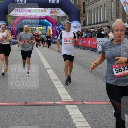 06.09.2026 - CURREX Alsterlauf Strokosch-Dieckow http://msf.ph/oto/10133816 06.09.2026 10:07:38 Ziel 2176, 2430, 2524, 3012, 3419, 3927, 4208, 4561, 5261, 5633, 5634, 6147, 6265 meine-sportfotos.de