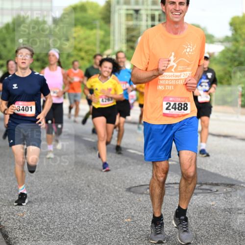 06.09.2026 - CURREX Alsterlauf Dr. Thomas Lammeyer http://msf.ph/oto/10133846 06.09.2026 09:58:56 Laufen 3401, 202, 2488, 2, 2486 meine-sportfotos.de