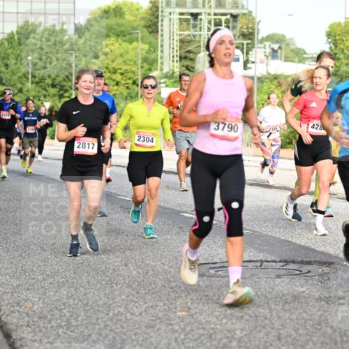 06.09.2026 - CURREX Alsterlauf Dr. Thomas Lammeyer http://msf.ph/oto/10133873 06.09.2026 09:58:59 Laufen 5539, 5540, 3521, 8264, 2817, 2304, 3790, 2389428, 5517 meine-sportfotos.de