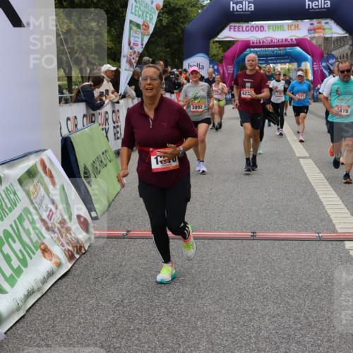 06.09.2026 - CURREX Alsterlauf Strokosch-Dieckow http://msf.ph/oto/10133877 06.09.2026 10:07:48 Ziel 1316, 2123, 2387, 2430, 2654, 3092, 3576, 3705, 3706, 3722, 3723, 4419, 4473, 5338, 5587, 5791, 5860, 6044, 6176, 6223, 6382 meine-sportfotos.de