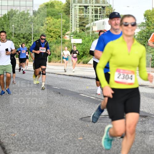 06.09.2026 - CURREX Alsterlauf Dr. Thomas Lammeyer http://msf.ph/oto/10133903 06.09.2026 09:59:02 Laufen 3221, 5539, 82, 3613, 3521, 2304, 6152 meine-sportfotos.de