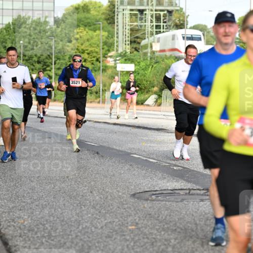06.09.2026 - CURREX Alsterlauf Dr. Thomas Lammeyer http://msf.ph/oto/10133908 06.09.2026 09:59:02 Laufen 5539, 3613, 3521, 3221, 304, 152 meine-sportfotos.de