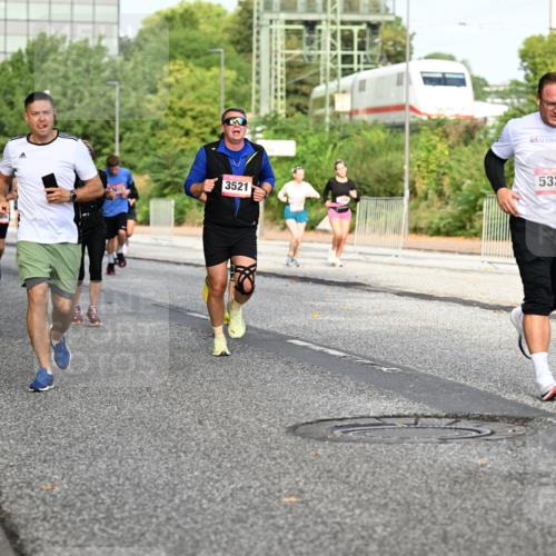 06.09.2026 - CURREX Alsterlauf Dr. Thomas Lammeyer http://msf.ph/oto/10133918 06.09.2026 09:59:03 Laufen 5539, 3521, 5328 meine-sportfotos.de