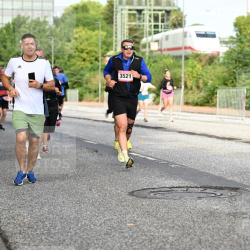 06.09.2026 - CURREX Alsterlauf Dr. Thomas Lammeyer http://msf.ph/oto/10133925 06.09.2026 09:59:04 Laufen 5539, 3521, 5328 meine-sportfotos.de