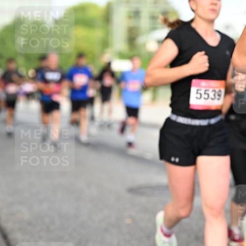 06.09.2026 - CURREX Alsterlauf Dr. Thomas Lammeyer http://msf.ph/oto/10133963 06.09.2026 09:59:07 Laufen 5539 meine-sportfotos.de