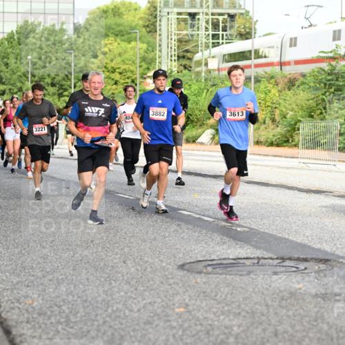 06.09.2026 - CURREX Alsterlauf Dr. Thomas Lammeyer http://msf.ph/oto/10133974 06.09.2026 09:59:08 Laufen 3252, 6383, 3882, 824, 3613, 3221, 4550, 5693 meine-sportfotos.de