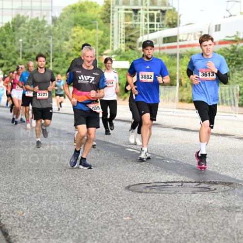 06.09.2026 - CURREX Alsterlauf Dr. Thomas Lammeyer http://msf.ph/oto/10133983 06.09.2026 09:59:09 Laufen 3252, 6383, 621, 3221, 244, 909, 3882, 3613 meine-sportfotos.de