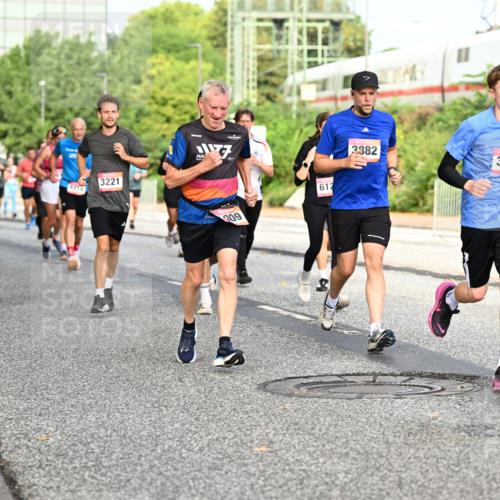 06.09.2026 - CURREX Alsterlauf Dr. Thomas Lammeyer http://msf.ph/oto/10133987 06.09.2026 09:59:09 Laufen 6383, 3221, 909, 612, 3382, 3613 meine-sportfotos.de