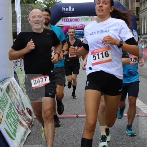 06.09.2026 - CURREX Alsterlauf Strokosch-Dieckow http://msf.ph/oto/10134004 06.09.2026 09:54:41 Ziel 2179, 2433, 2477, 3233, 3410, 3478, 3629, 4974, 5116, 5250, 5447, 5589, 5654, 5700, 5701, 6011, 6079, 6329, 6331, 6437 meine-sportfotos.de