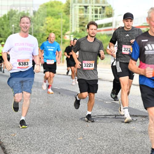 06.09.2026 - CURREX Alsterlauf Dr. Thomas Lammeyer http://msf.ph/oto/10134011 06.09.2026 09:59:11 Laufen 6383, 6219, 3221, 322, 909, 6120 meine-sportfotos.de