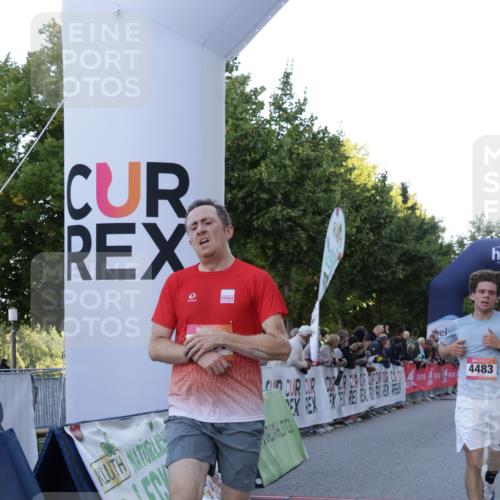 06.09.2026 - CURREX Alsterlauf Yannick Fuchs http://msf.ph/oto/10134028 06.09.2026 09:41:43 Ziel 3201, 3779, 4125, 4483, 4515, 5991 meine-sportfotos.de