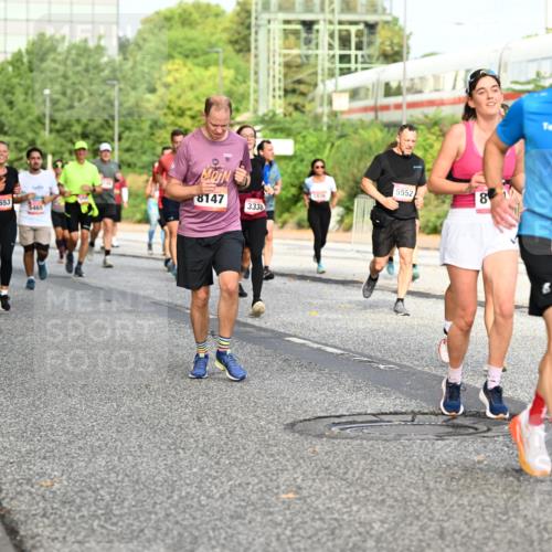 06.09.2026 - CURREX Alsterlauf Dr. Thomas Lammeyer http://msf.ph/oto/10134049 06.09.2026 09:59:14 Laufen 3252, 6441, 5653, 8147, 3834, 5552, 8, 3465, 3338, 6219 meine-sportfotos.de