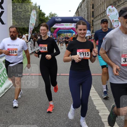 06.09.2026 - CURREX Alsterlauf Strokosch-Dieckow http://msf.ph/oto/10134057 06.09.2026 10:07:58 Ziel 2123, 2387, 2933, 3296, 3666, 3722, 3723, 3757, 3758, 3915, 3916, 3932, 4159, 5290, 5324, 5587, 5588, 5597, 5791, 5860, 6044, 6168, 6176, 6382 meine-sportfotos.de
