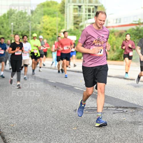 06.09.2026 - CURREX Alsterlauf Dr. Thomas Lammeyer http://msf.ph/oto/10134069 06.09.2026 09:59:16 Laufen 9853 meine-sportfotos.de