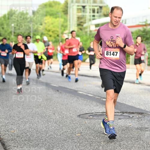 06.09.2026 - CURREX Alsterlauf Dr. Thomas Lammeyer http://msf.ph/oto/10134071 06.09.2026 09:59:16 Laufen 1653, 8147 meine-sportfotos.de