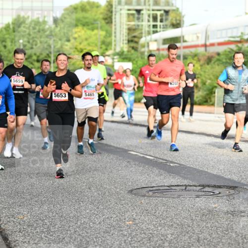 06.09.2026 - CURREX Alsterlauf Dr. Thomas Lammeyer http://msf.ph/oto/10134092 06.09.2026 09:59:18 Laufen 3252, 5659, 5653, 5465, 6203, 3338 meine-sportfotos.de