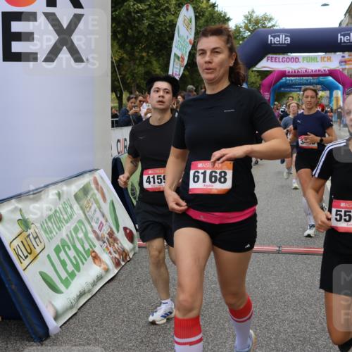 06.09.2026 - CURREX Alsterlauf Strokosch-Dieckow http://msf.ph/oto/10134094 06.09.2026 10:08:02 Ziel 3296, 3666, 3757, 3758, 3915, 3916, 3932, 4159, 4841, 5049, 5256, 5290, 5324, 5597, 6168, 6361, 6395 meine-sportfotos.de