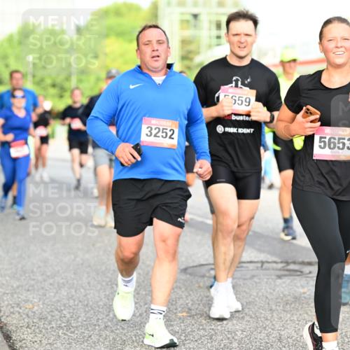 06.09.2026 - CURREX Alsterlauf Dr. Thomas Lammeyer http://msf.ph/oto/10134125 06.09.2026 09:59:20 Laufen 11, 2009, 3252, 659, 5653, 465 meine-sportfotos.de