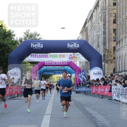 06.09.2026 - CURREX Alsterlauf Yannick Fuchs http://msf.ph/oto/10134126 06.09.2026 09:41:55 Ziel 2319, 2608, 3592, 4470, 4671, 4854, 5124, 6375 meine-sportfotos.de