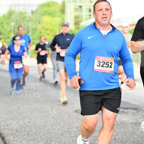 06.09.2026 - CURREX Alsterlauf Dr. Thomas Lammeyer http://msf.ph/oto/10134135 06.09.2026 09:59:21 Laufen 3252, 9, 431 meine-sportfotos.de