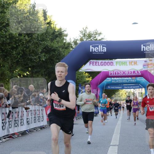 06.09.2026 - CURREX Alsterlauf Yannick Fuchs http://msf.ph/oto/10134169 06.09.2026 09:41:58 Ziel 2608, 2738, 3592, 4470, 4671, 4854, 4931, 5124, 5997, 6375, 8057, 8148 meine-sportfotos.de