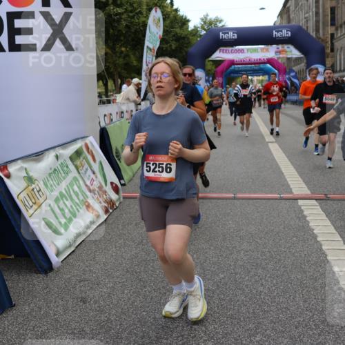 06.09.2026 - CURREX Alsterlauf Strokosch-Dieckow http://msf.ph/oto/10134173 06.09.2026 10:08:06 Ziel 2390, 2407, 3192, 3193, 3194, 3298, 3666, 4159, 4292, 4727, 4841, 5049, 5256, 5290, 5597, 6168, 6361, 6395 meine-sportfotos.de