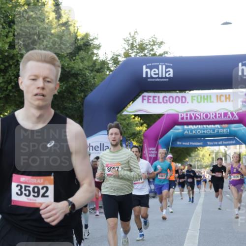 06.09.2026 - CURREX Alsterlauf Yannick Fuchs http://msf.ph/oto/10134184 06.09.2026 09:41:59 Ziel 2606, 2608, 2738, 3592, 4470, 4671, 4854, 4931, 4967, 5124, 5997, 6375, 8057, 8148 meine-sportfotos.de