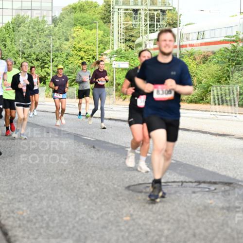 06.09.2026 - CURREX Alsterlauf Dr. Thomas Lammeyer http://msf.ph/oto/10134185 06.09.2026 09:59:25 Laufen 3625, 2741, 309, 4454, 29, 4194, 8305, 360 meine-sportfotos.de
