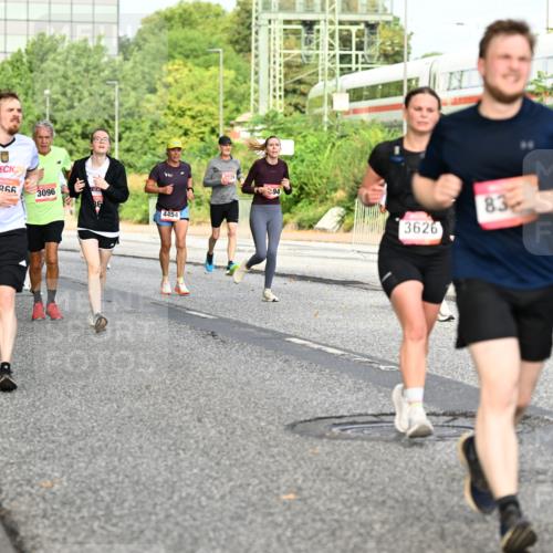 06.09.2026 - CURREX Alsterlauf Dr. Thomas Lammeyer http://msf.ph/oto/10134195 06.09.2026 09:59:26 Laufen 5866, 3096, 3729, 2741, 86, 4454, 229, 3626, 83 meine-sportfotos.de