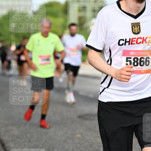 06.09.2026 - CURREX Alsterlauf Dr. Thomas Lammeyer http://msf.ph/oto/10134240 06.09.2026 09:59:30 Laufen 24, 5866 meine-sportfotos.de