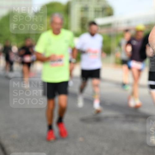 06.09.2026 - CURREX Alsterlauf Dr. Thomas Lammeyer http://msf.ph/oto/10134243 06.09.2026 09:59:30 Laufen  meine-sportfotos.de