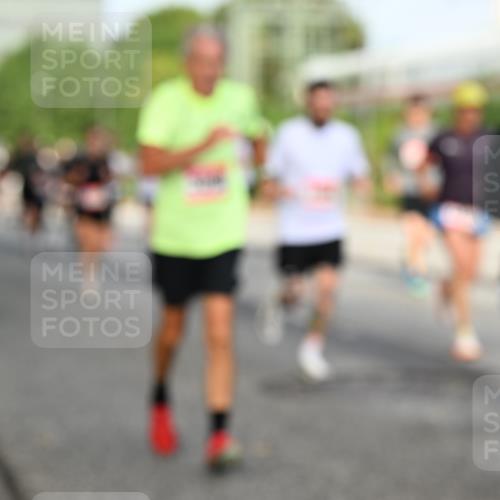 06.09.2026 - CURREX Alsterlauf Dr. Thomas Lammeyer http://msf.ph/oto/10134244 06.09.2026 09:59:30 Laufen  meine-sportfotos.de