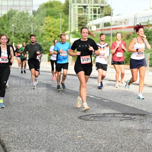 06.09.2026 - CURREX Alsterlauf Dr. Thomas Lammeyer http://msf.ph/oto/10134273 06.09.2026 09:59:33 Laufen 3625, 3721, 3131, 5190, 4310, 5047 meine-sportfotos.de