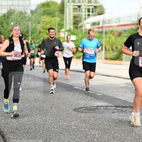 06.09.2026 - CURREX Alsterlauf Dr. Thomas Lammeyer http://msf.ph/oto/10134289 06.09.2026 09:59:34 Laufen 3625, 3721, 3131 meine-sportfotos.de