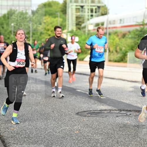 06.09.2026 - CURREX Alsterlauf Dr. Thomas Lammeyer http://msf.ph/oto/10134290 06.09.2026 09:59:34 Laufen 3625, 3131 meine-sportfotos.de