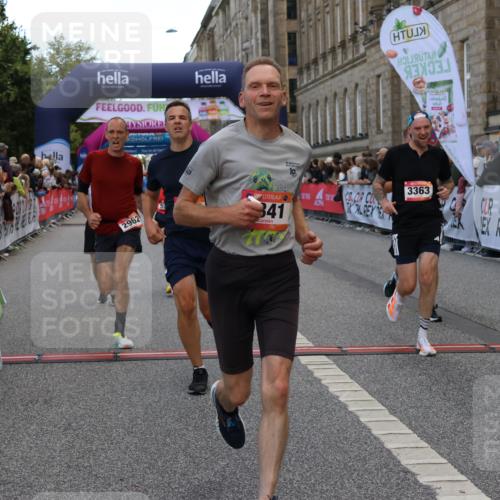 06.09.2026 - CURREX Alsterlauf Strokosch-Dieckow http://msf.ph/oto/10134316 06.09.2026 09:54:58 Ziel 2184, 2261, 2314, 2395, 2397, 2494, 2587, 2826, 2962, 3251, 3291, 3341, 3363, 3991, 4322, 4335, 4458, 4839, 5094, 5165, 5298, 5385, 6191 meine-sportfotos.de