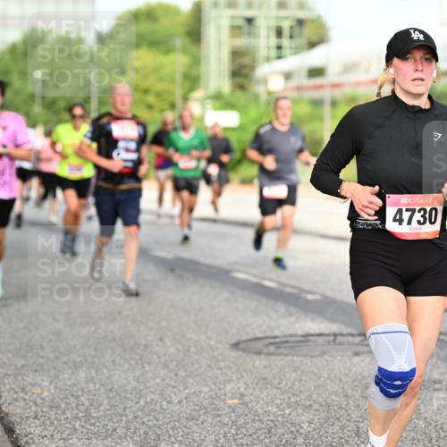 06.09.2026 - CURREX Alsterlauf Dr. Thomas Lammeyer http://msf.ph/oto/10134322 06.09.2026 09:59:38 Laufen 0110, 11, 7, 4730, 4919 meine-sportfotos.de