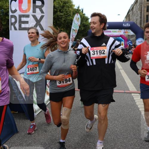 06.09.2026 - CURREX Alsterlauf Strokosch-Dieckow http://msf.ph/oto/10134335 06.09.2026 10:08:11 Ziel 2363, 2390, 2407, 2785, 3192, 3193, 3194, 3298, 3933, 4292, 4590, 4727, 4841, 5049, 5256, 5507, 6361, 6395 meine-sportfotos.de