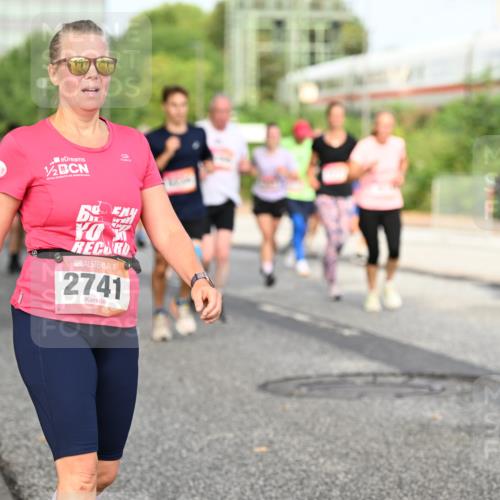 06.09.2026 - CURREX Alsterlauf Dr. Thomas Lammeyer http://msf.ph/oto/10134381 06.09.2026 09:59:43 Laufen 1, 2, 2741 meine-sportfotos.de