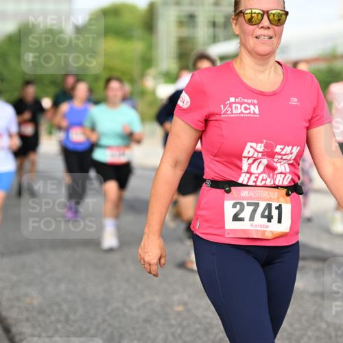 06.09.2026 - CURREX Alsterlauf Dr. Thomas Lammeyer http://msf.ph/oto/10134394 06.09.2026 09:59:44 Laufen 1, 2, 2741 meine-sportfotos.de