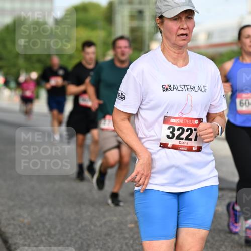 06.09.2026 - CURREX Alsterlauf Dr. Thomas Lammeyer http://msf.ph/oto/10134425 06.09.2026 09:59:47 Laufen 3227, 6046 meine-sportfotos.de