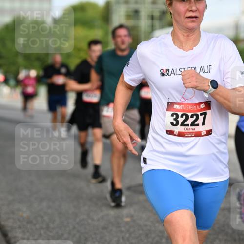 06.09.2026 - CURREX Alsterlauf Dr. Thomas Lammeyer http://msf.ph/oto/10134427 06.09.2026 09:59:47 Laufen 3227, 6046 meine-sportfotos.de