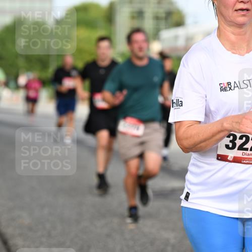 06.09.2026 - CURREX Alsterlauf Dr. Thomas Lammeyer http://msf.ph/oto/10134430 06.09.2026 09:59:47 Laufen 3227 meine-sportfotos.de