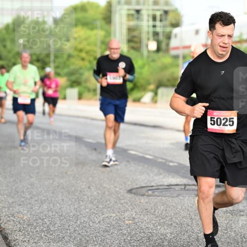 06.09.2026 - CURREX Alsterlauf Dr. Thomas Lammeyer http://msf.ph/oto/10134448 06.09.2026 09:59:49 Laufen 7, 5025, 546 meine-sportfotos.de